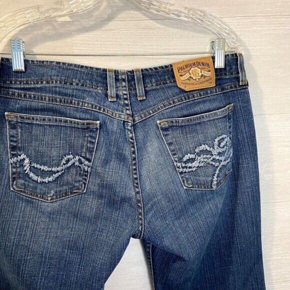 Lucky Brand by Gene Montesano Women's Classic Relaxed Fit Monroe Straight - Picture 5 of 8